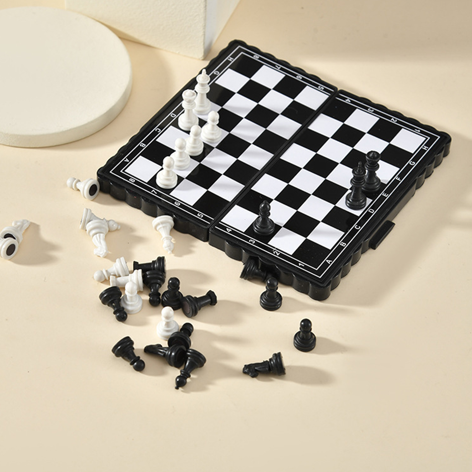 Folding Chessboard Board Game  - Magnetic Travel Chess บทวิจารณ์และราคา