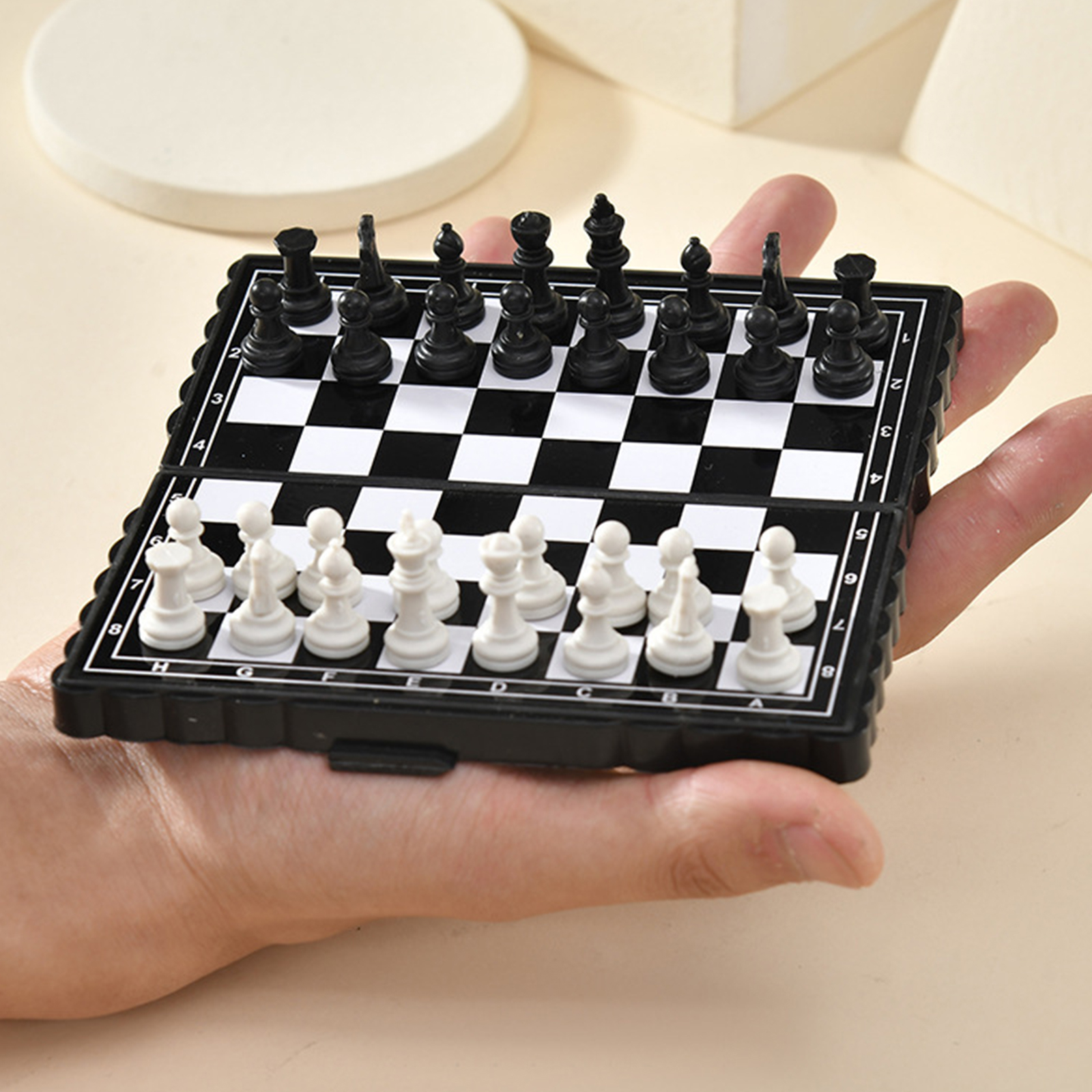 Folding Chessboard Board Game  - Magnetic Travel Chess บทวิจารณ์และราคา