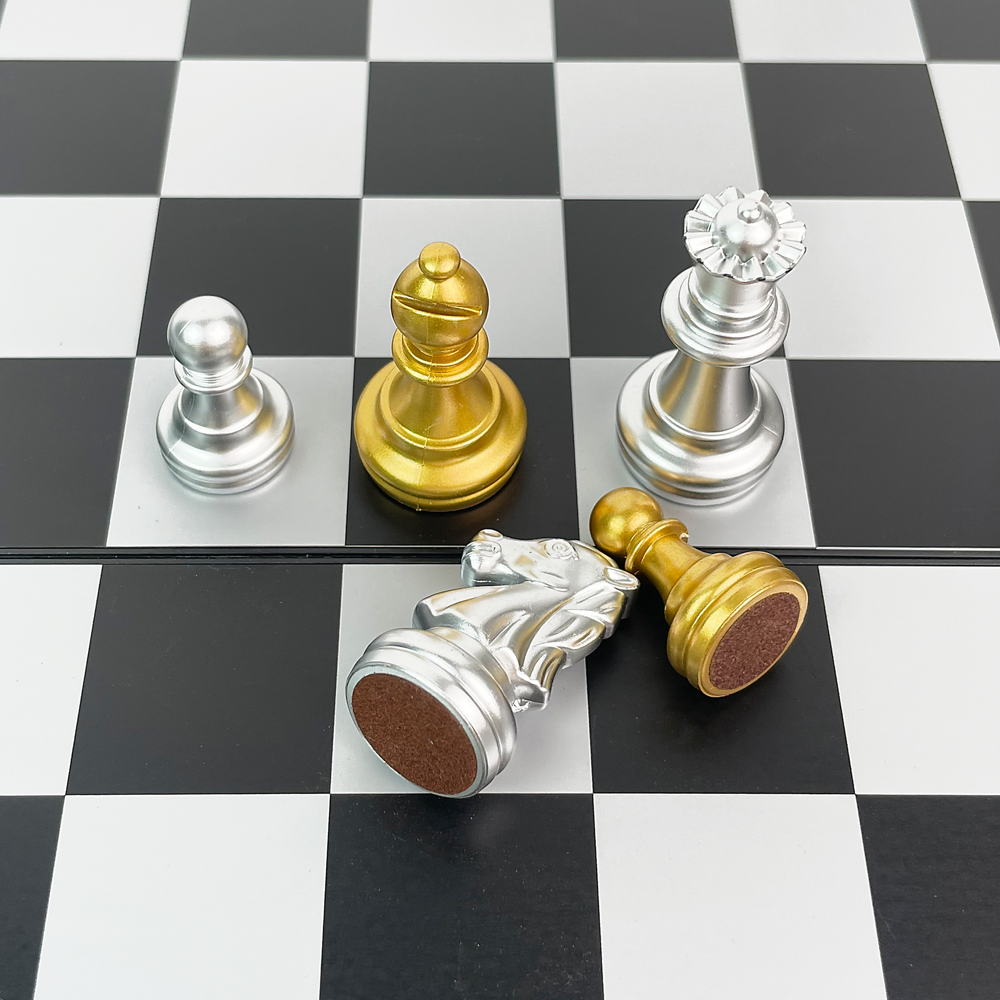 25cm X 25cm Foldable Magnetic  - Magnetic Travel Chess บทวิจารณ์และราคา